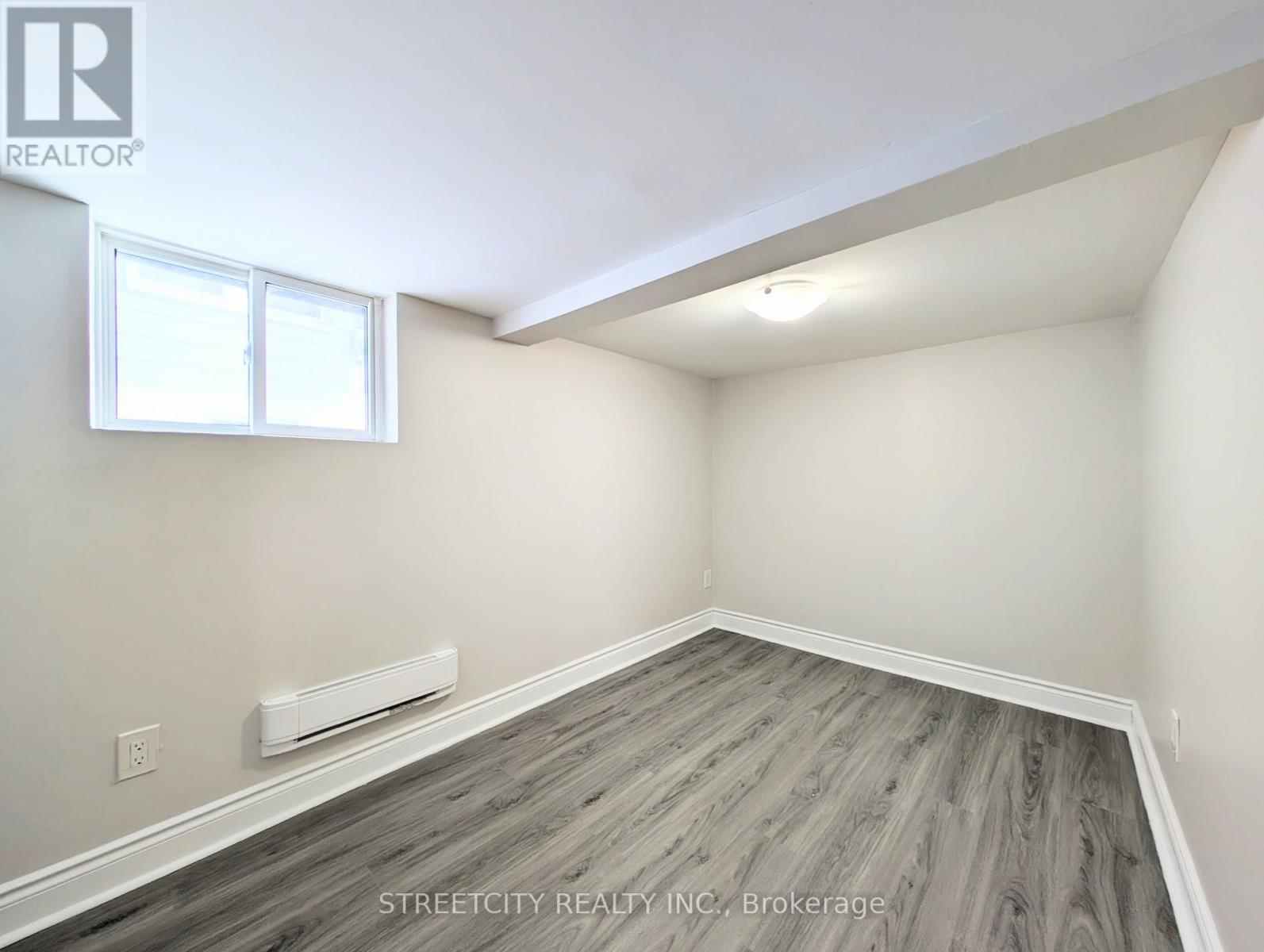 137 Proctor Street, Sarnia, Ontario  N7T 3G1 - Photo 24 - X12697466