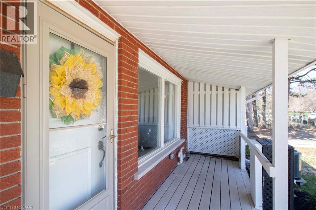 187 Clover Place, Kitchener, Ontario  N2A 1P3 - Photo 3 - 40771681