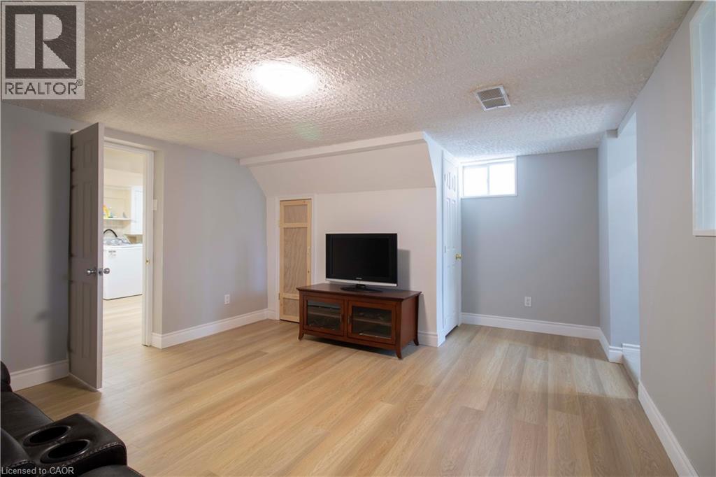 187 Clover Place, Kitchener, Ontario  N2A 1P3 - Photo 34 - 40771681