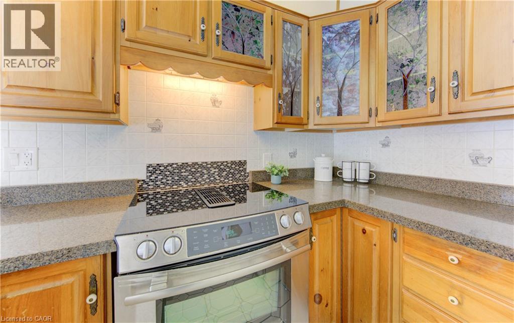 21 Sandcliffe Place, Waterloo, Ontario  N2T 1A8 - Photo 23 - 40801904