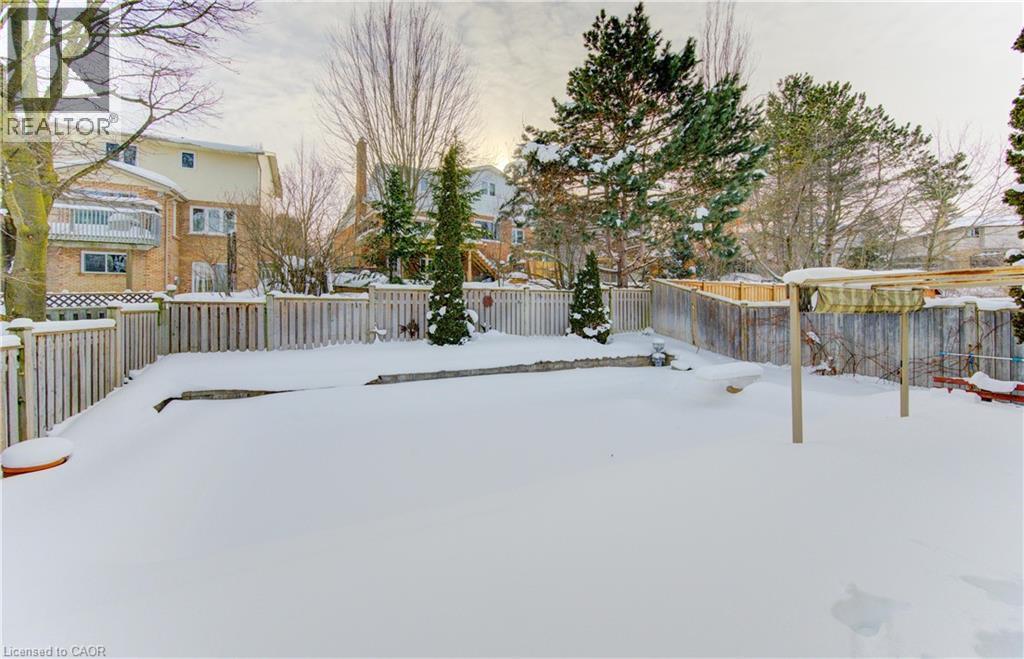 21 Sandcliffe Place, Waterloo, Ontario  N2T 1A8 - Photo 43 - 40801904