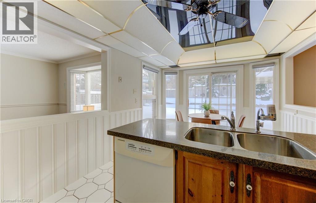 21 Sandcliffe Place, Waterloo, Ontario  N2T 1A8 - Photo 21 - 40801904