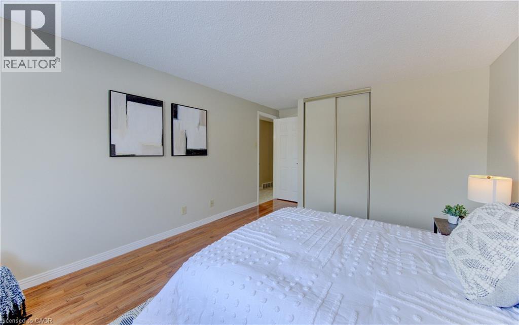 21 Sandcliffe Place, Waterloo, Ontario  N2T 1A8 - Photo 38 - 40801904