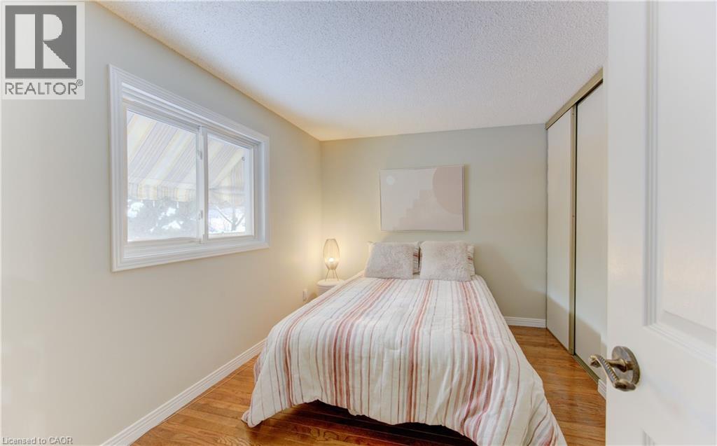 21 Sandcliffe Place, Waterloo, Ontario  N2T 1A8 - Photo 40 - 40801904