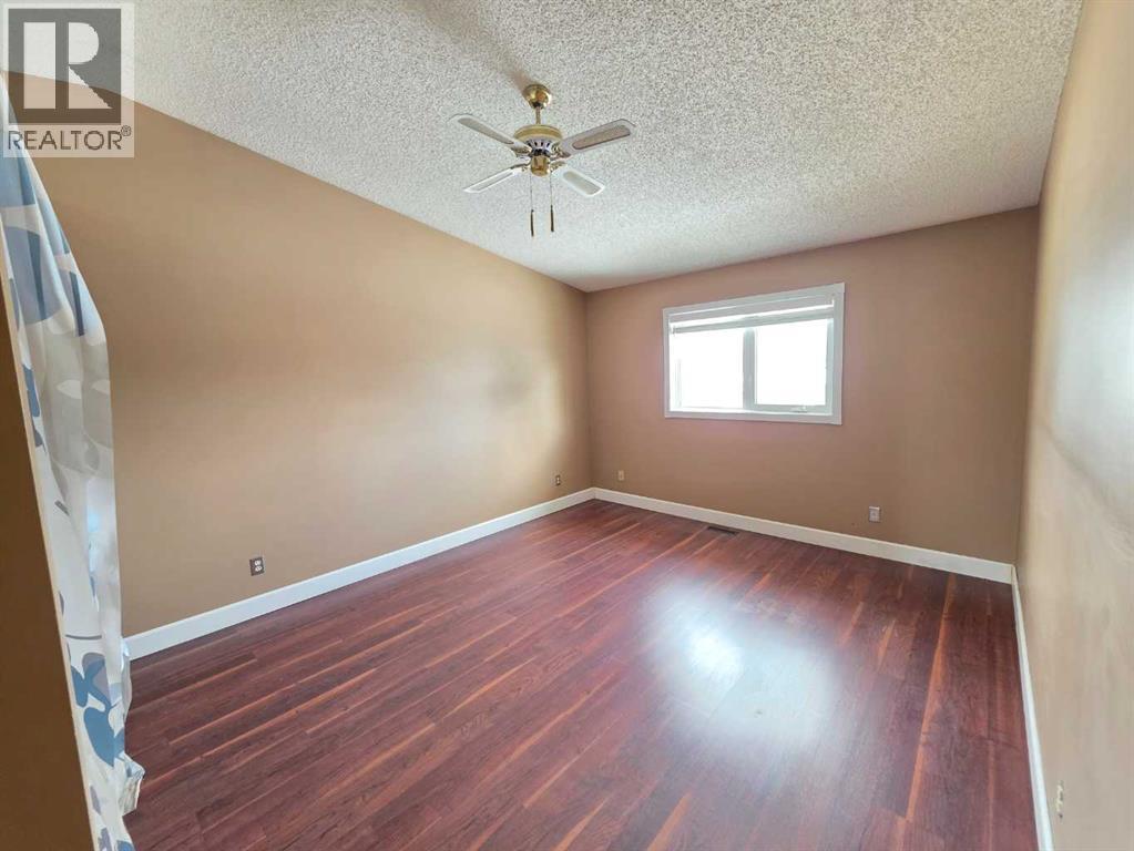 52 Sunvale Mews Se, Calgary, Alberta  T2X 2P4 - Photo 21 - A2288256