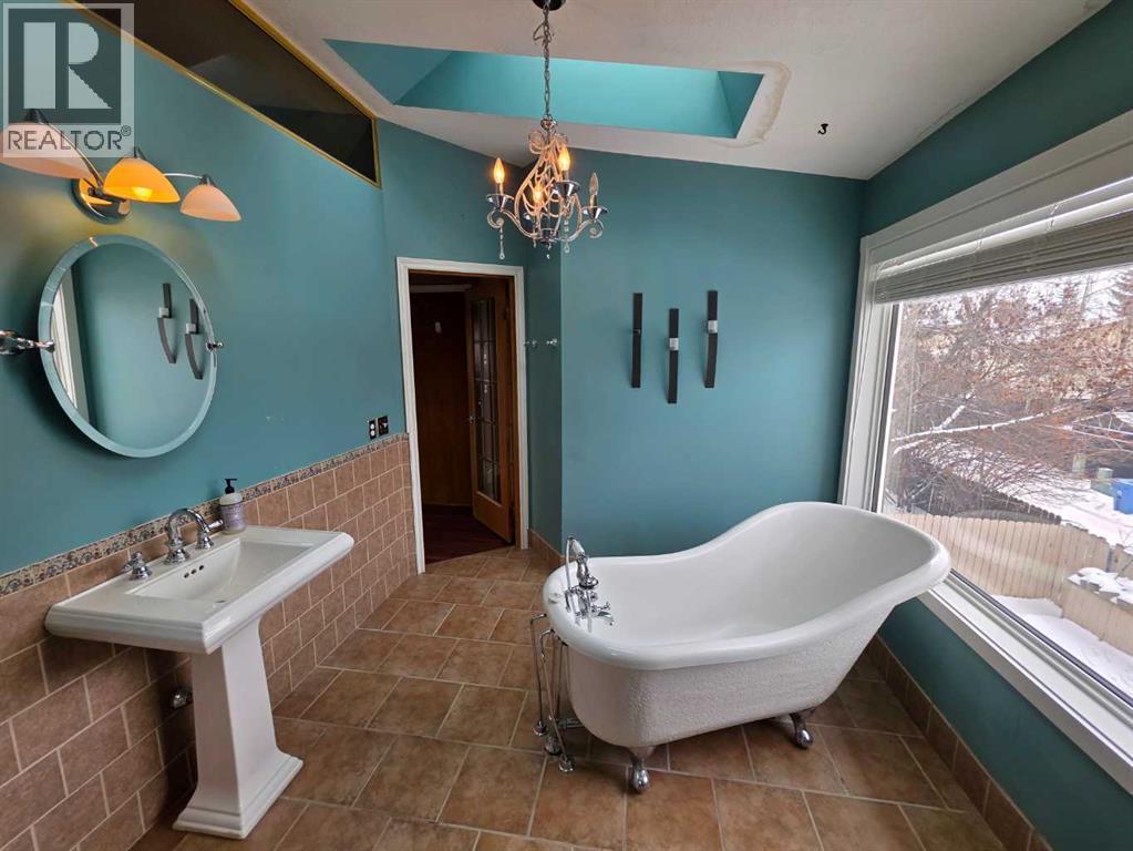 52 Sunvale Mews Se, Calgary, Alberta  T2X 2P4 - Photo 26 - A2288256