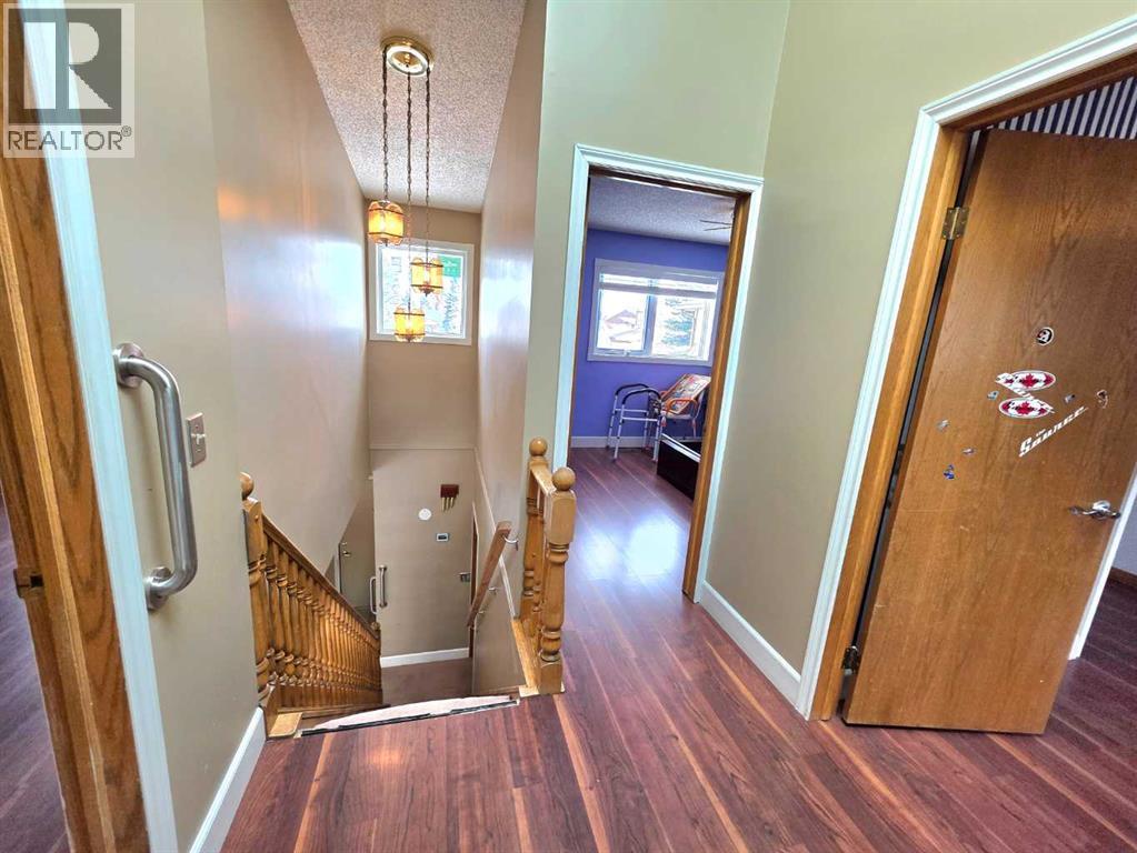 52 Sunvale Mews Se, Calgary, Alberta  T2X 2P4 - Photo 17 - A2288256