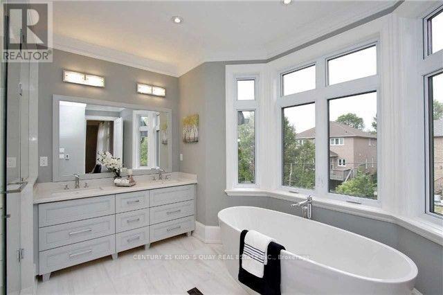 112 Alfred Avenue, Toronto, Ontario  M2N 3H7 - Photo 9 - C12819008