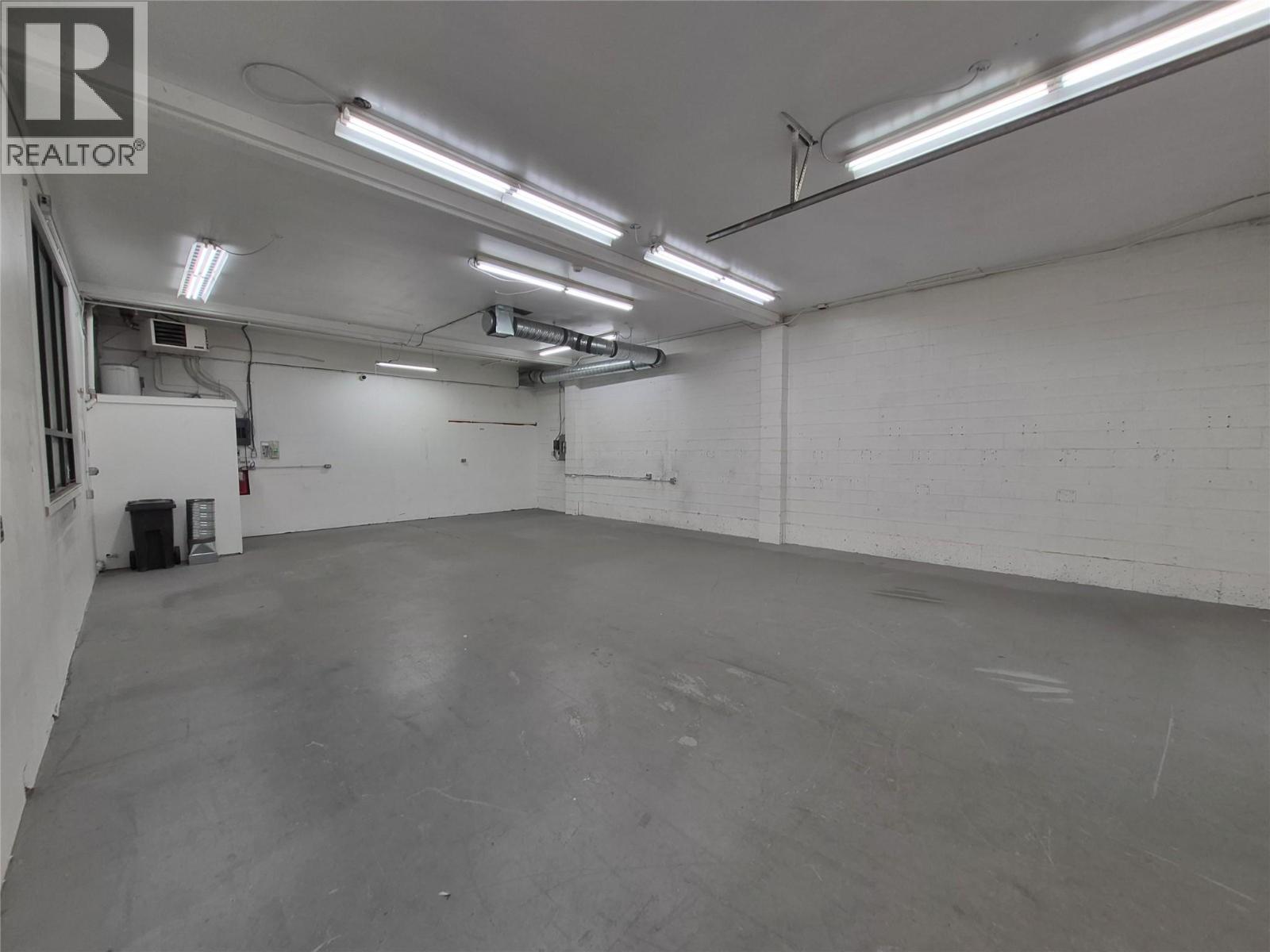 571 Gaston Avenue Unit# Unit C Kelowna Photo 2 571 Gaston Avenue Unit# Unit C Kelowna Photo 2