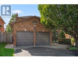 94 INTREPID DRIVE, Whitby, Ontario