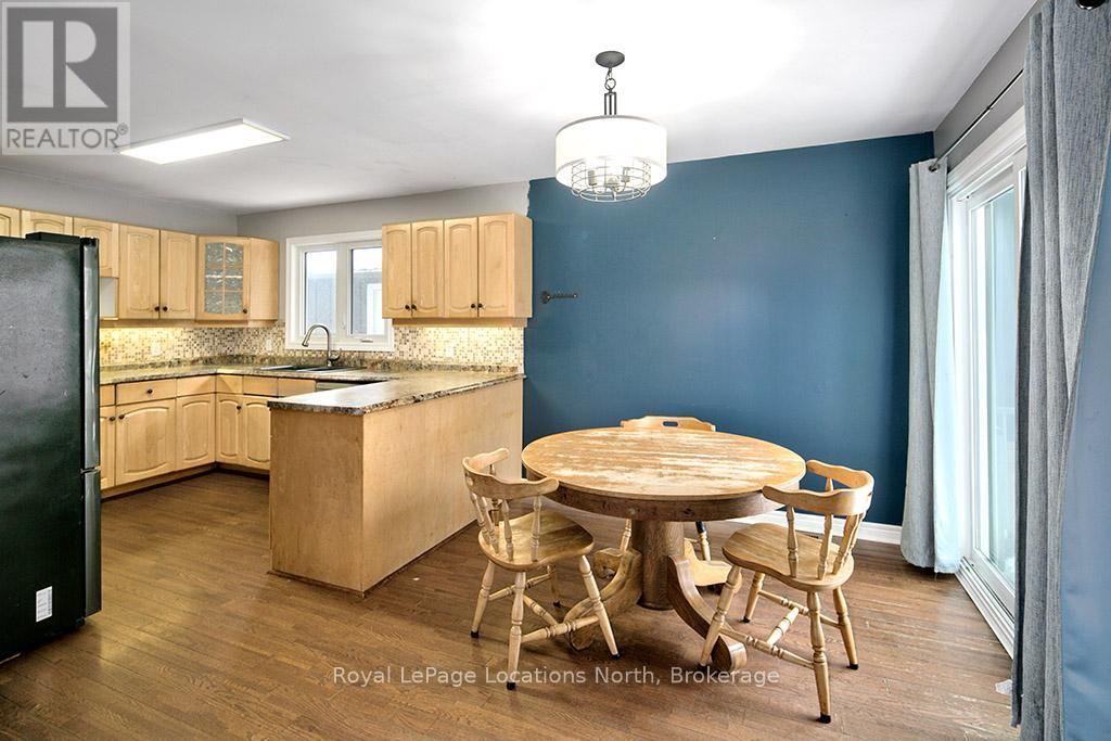 3 Shirley Court, Blue Mountains, Ontario  N0H 2P0 - Photo 17 - X12815700