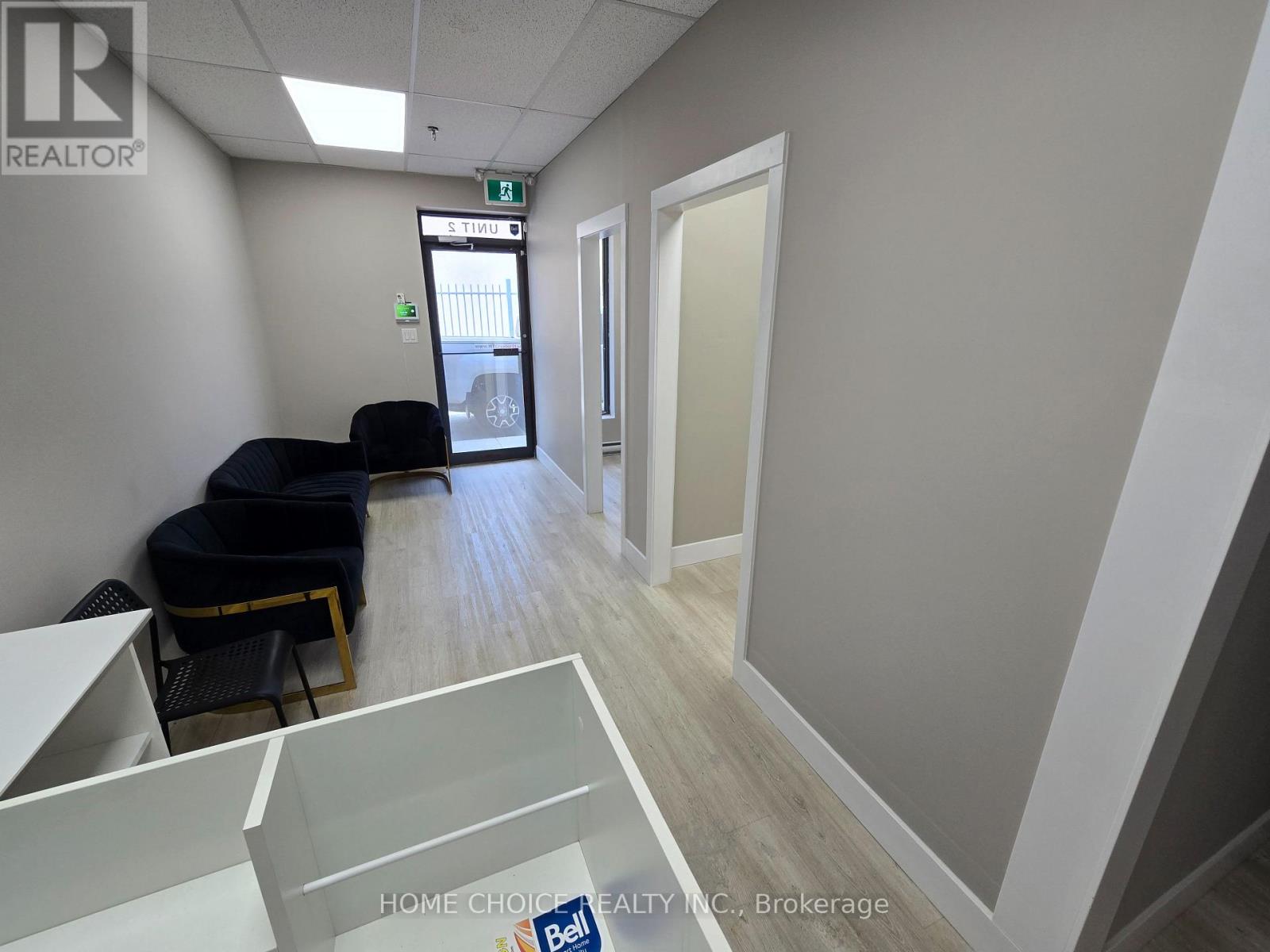 2 - 33 Peelar Road, Vaughan, Ontario  L4K 1A3 - Photo 1 - N12818994