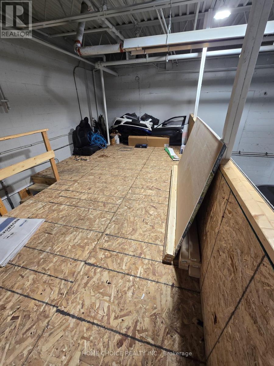 2 - 33 Peelar Road, Vaughan, Ontario  L4K 1A3 - Photo 6 - N12818994