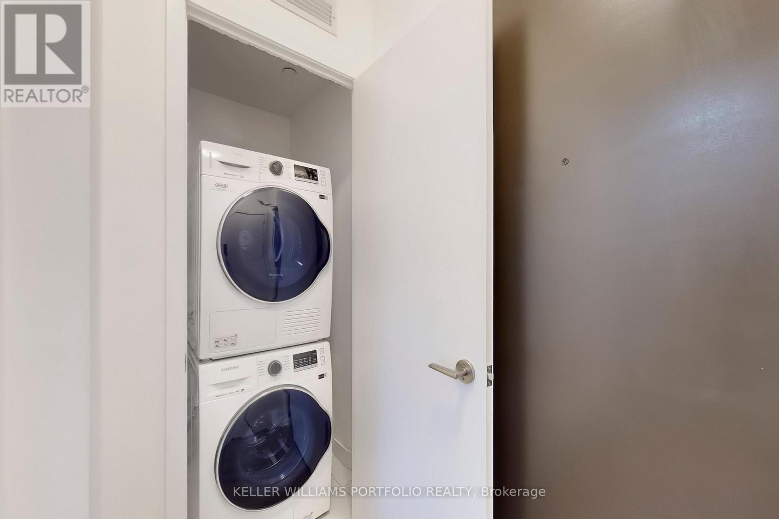 920 - 38 Honeycrisp Crescent, Vaughan, Ontario  L4K 0M8 - Photo 21 - N12819070