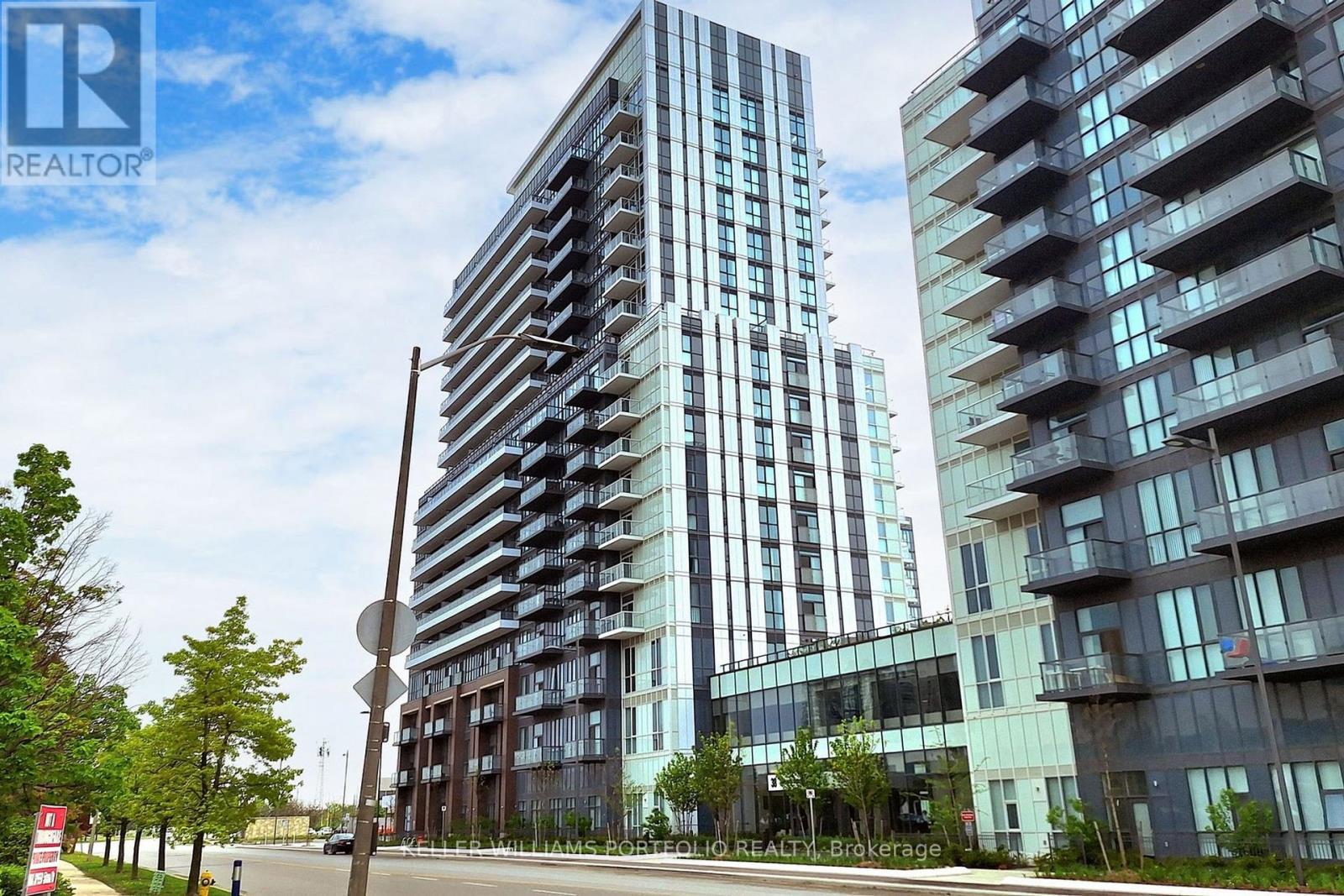 920 - 38 Honeycrisp Crescent, Vaughan, Ontario  L4K 0M8 - Photo 3 - N12819070