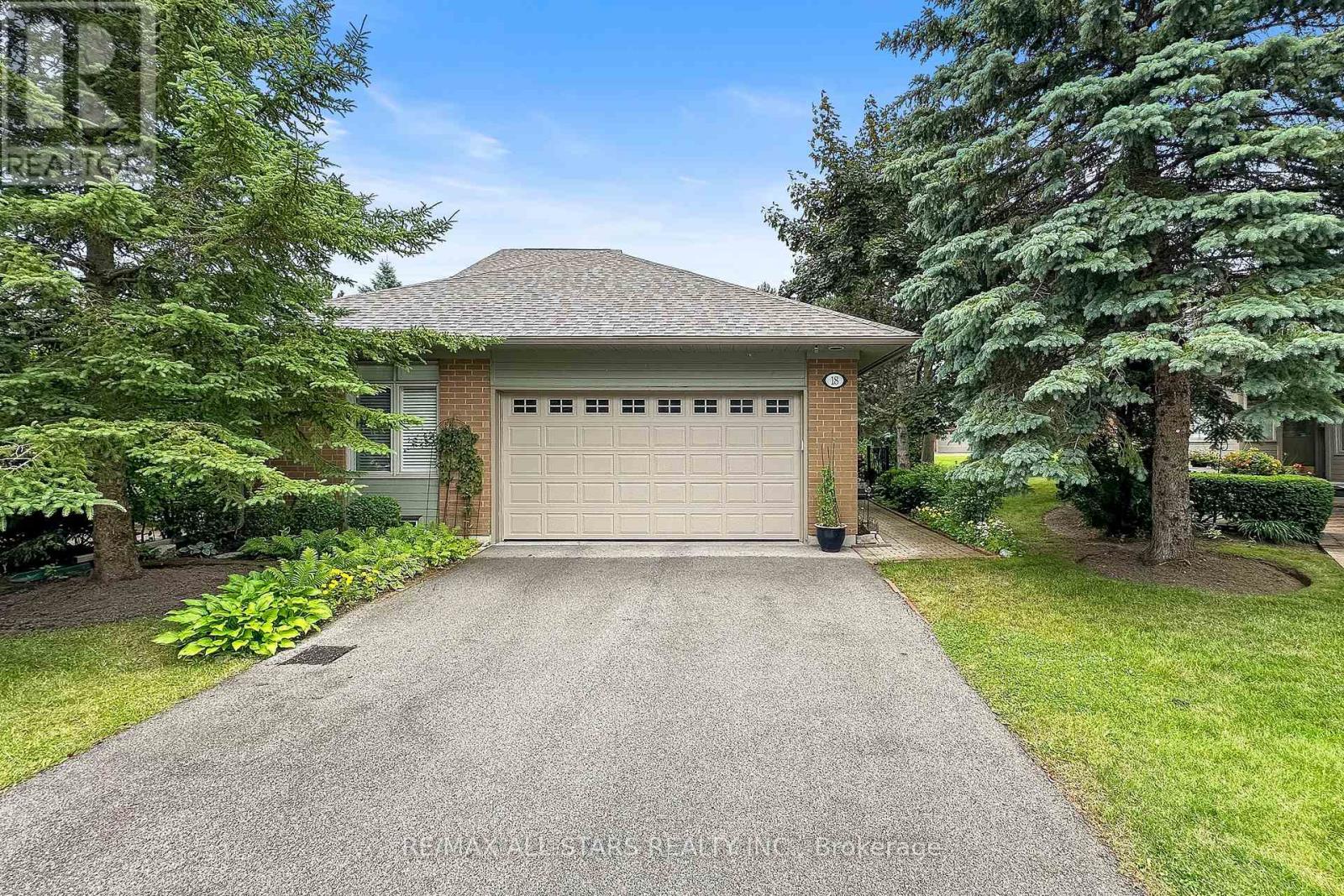 18 PINEHURST CLUB WAY, markham (greensborough), Ontario