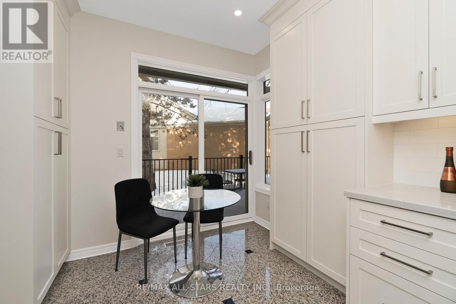 18 Pinehurst Club Way, Markham, Ontario  L6E 1B5 - Photo 21 - N12819108