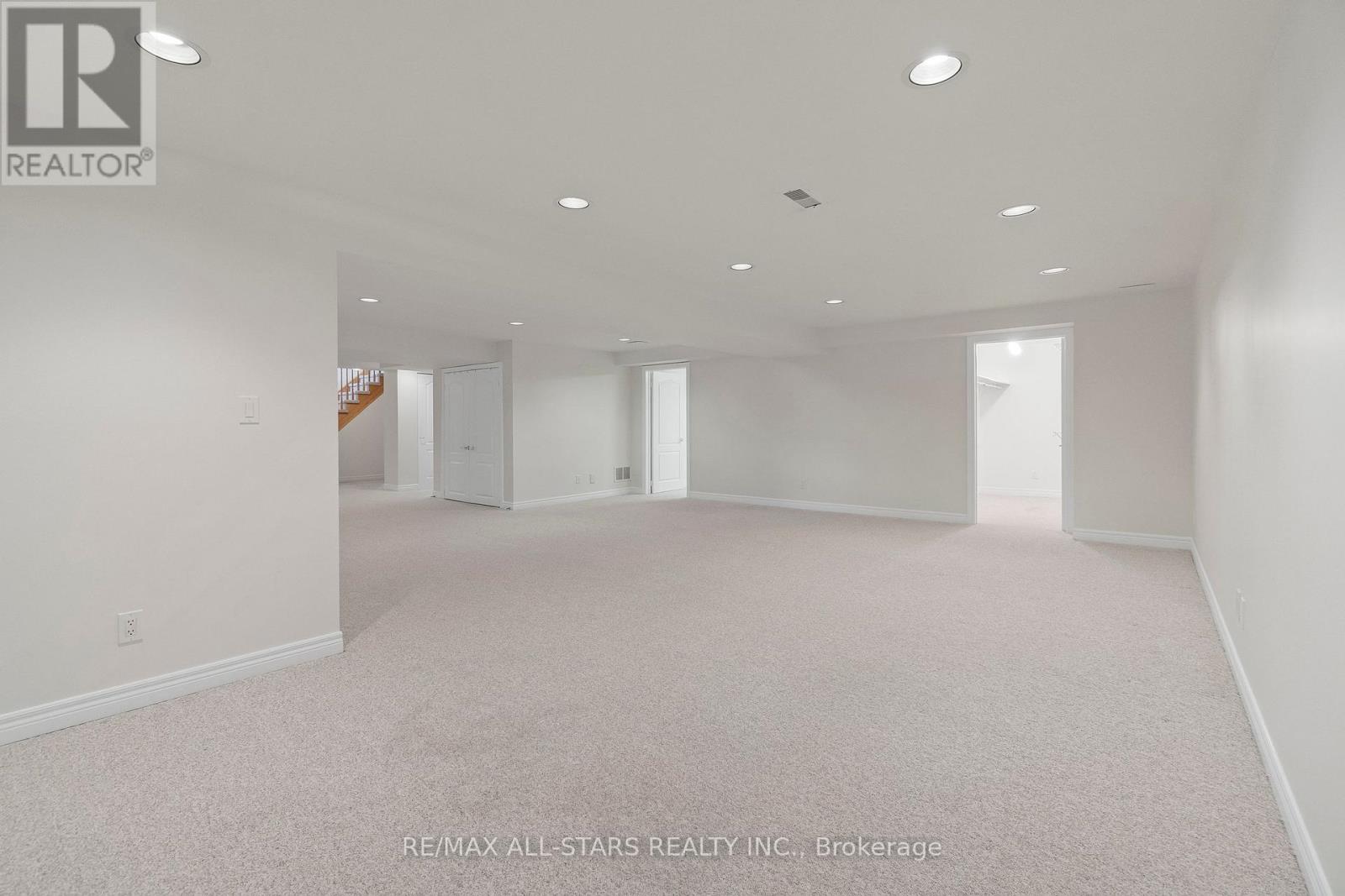 18 Pinehurst Club Way, Markham, Ontario  L6E 1B5 - Photo 37 - N12819108