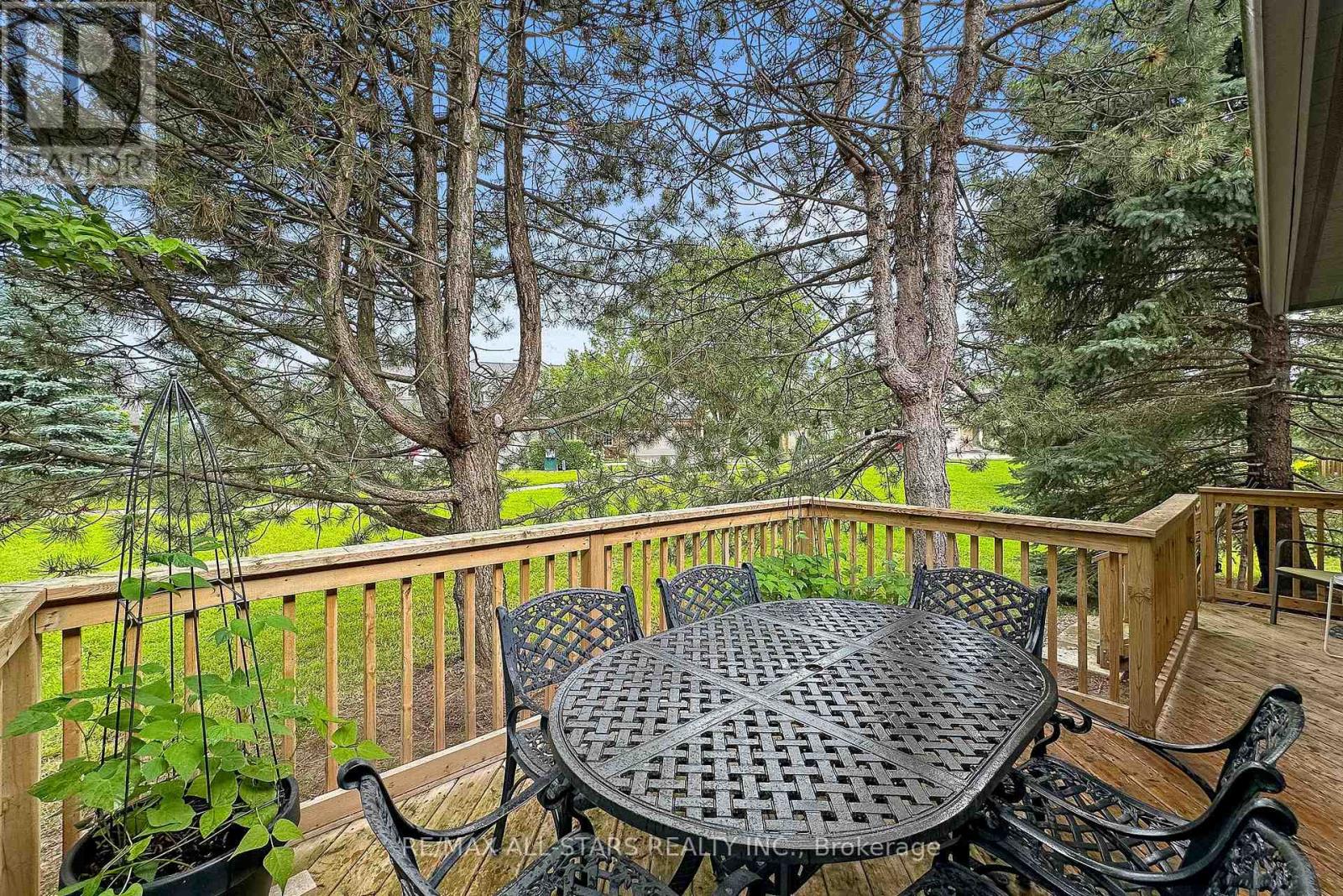 18 Pinehurst Club Way, Markham, Ontario  L6E 1B5 - Photo 40 - N12819108