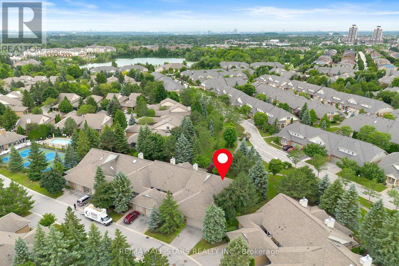 18 Pinehurst Club Way, Markham, Ontario  L6E 1B5 - Photo 42 - N12819108