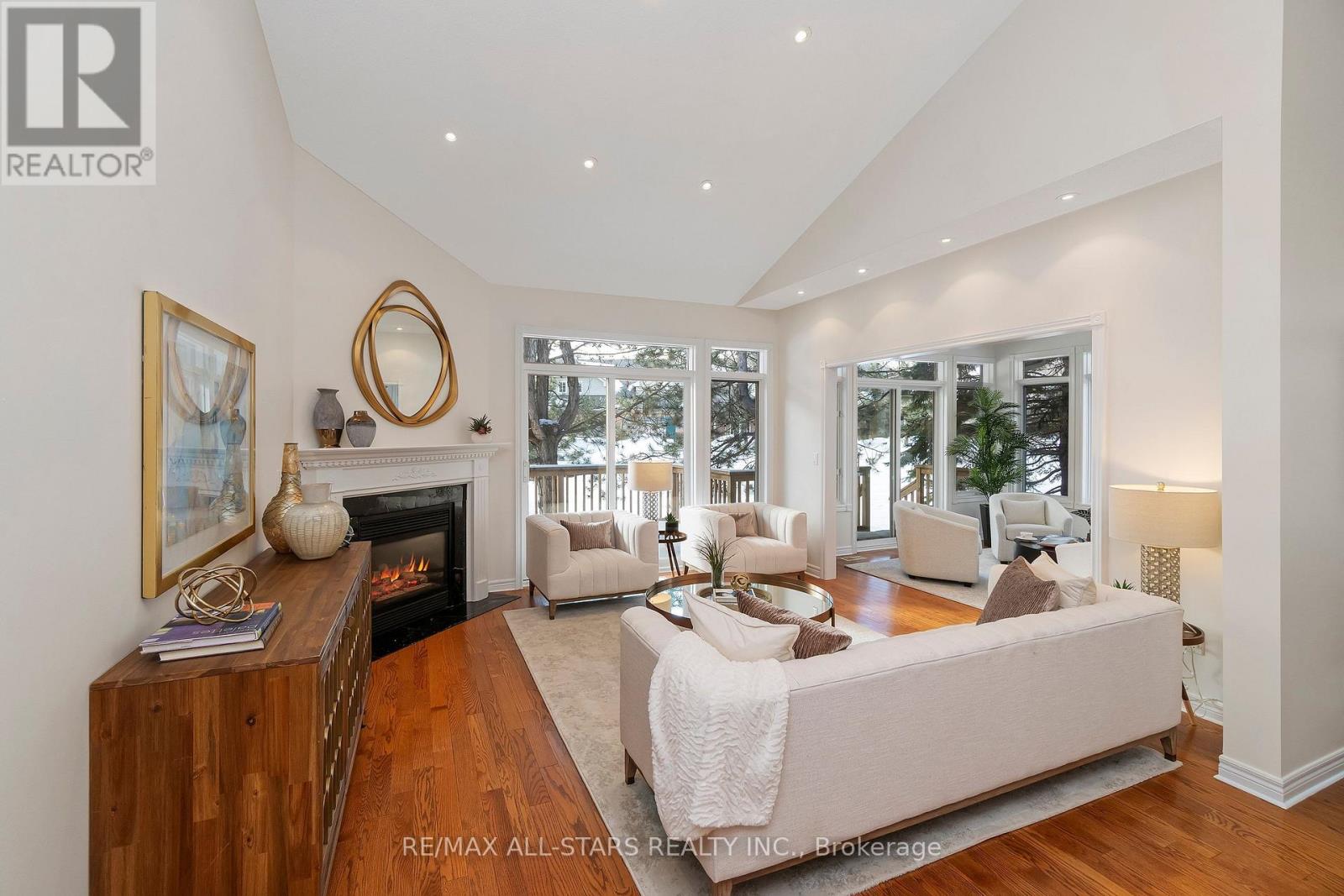 18 Pinehurst Club Way, Markham, Ontario  L6E 1B5 - Photo 7 - N12819108