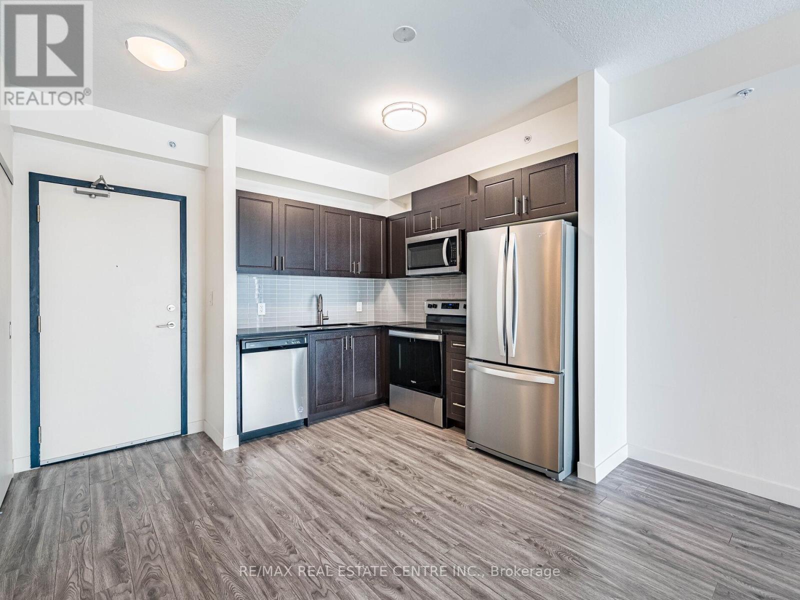 1007 - 128 King Street N, Waterloo, Ontario  N2J 2X9 - Photo 11 - X12780576