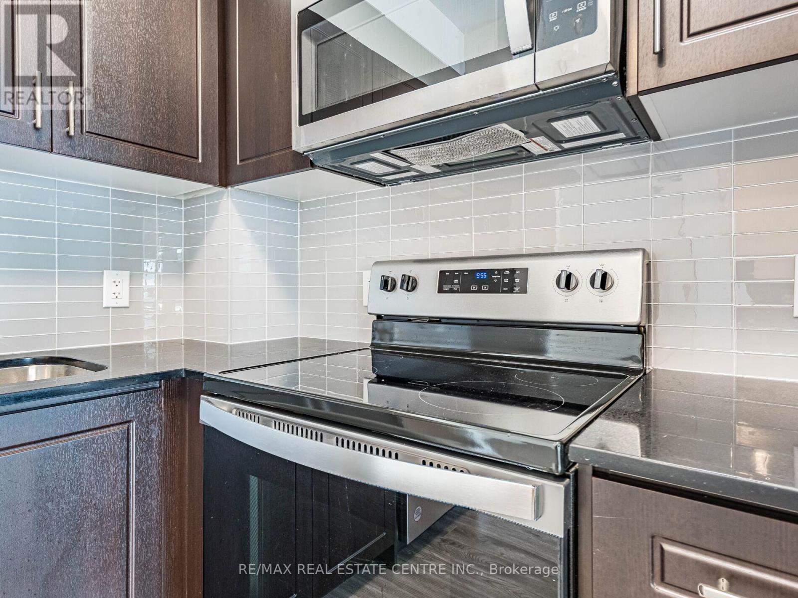 1007 - 128 King Street N, Waterloo, Ontario  N2J 2X9 - Photo 15 - X12780576