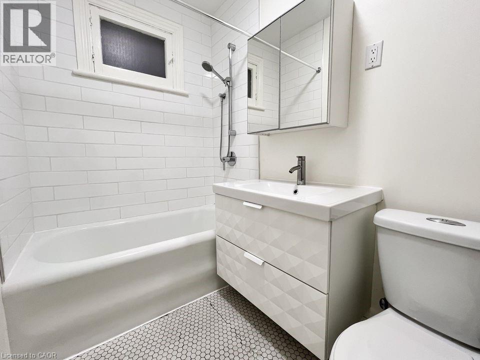 112 West Avenue N Unit# 2, Hamilton, Ontario  L8L 5C3 - Photo 17 - 40807592