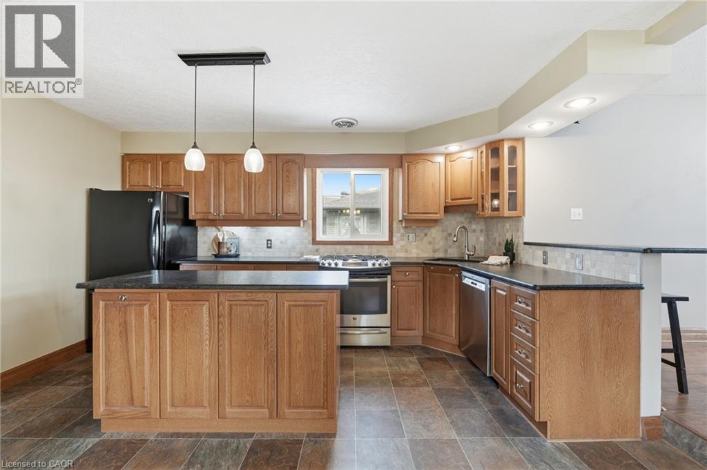 228 Green Road, Stoney Creek, Ontario  L8E 2A5 - Photo 9 - 40804531