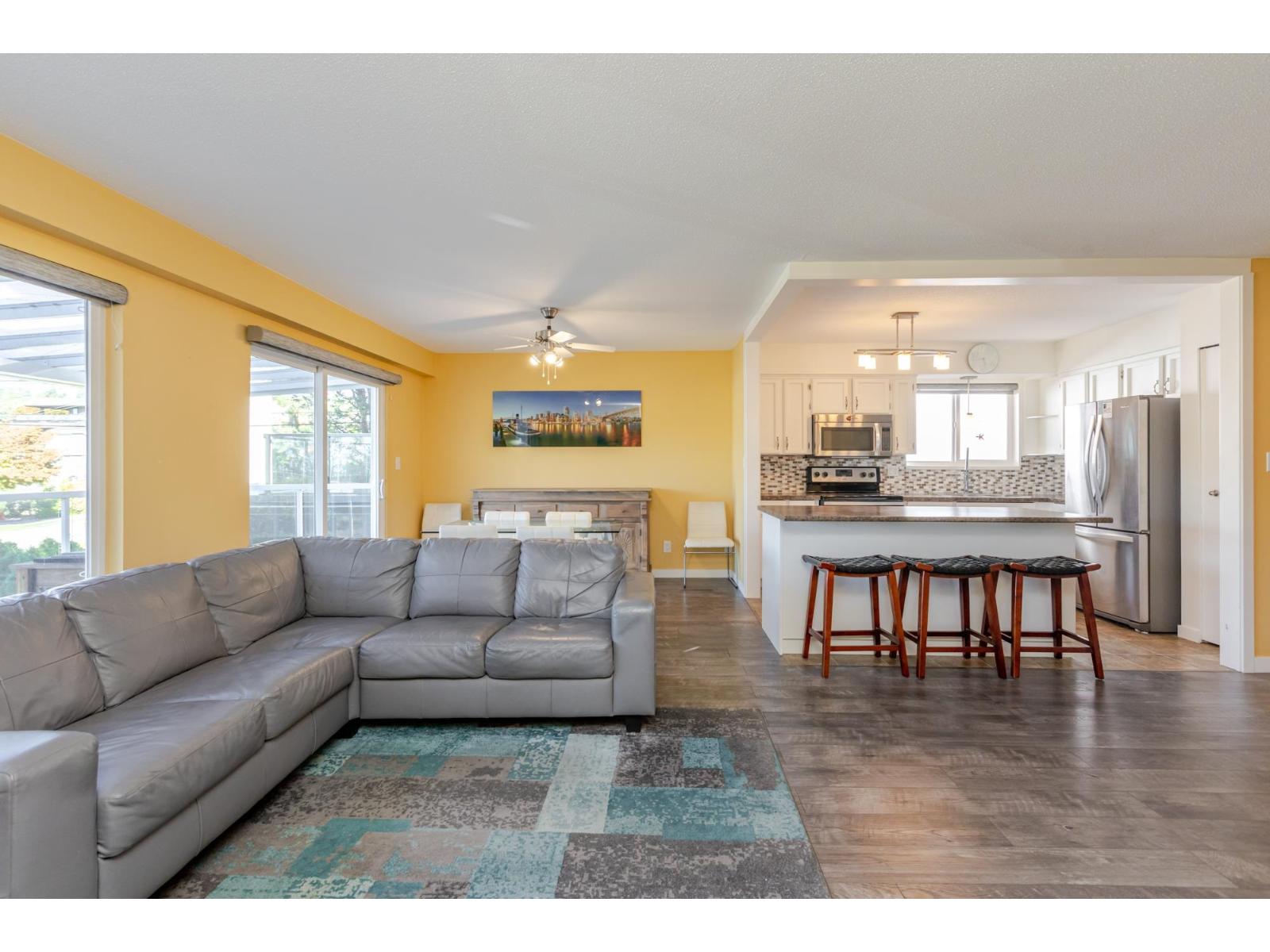 832 Stevens Street, White Rock, British Columbia V4A 4X2 - Photo 7 - R3091562