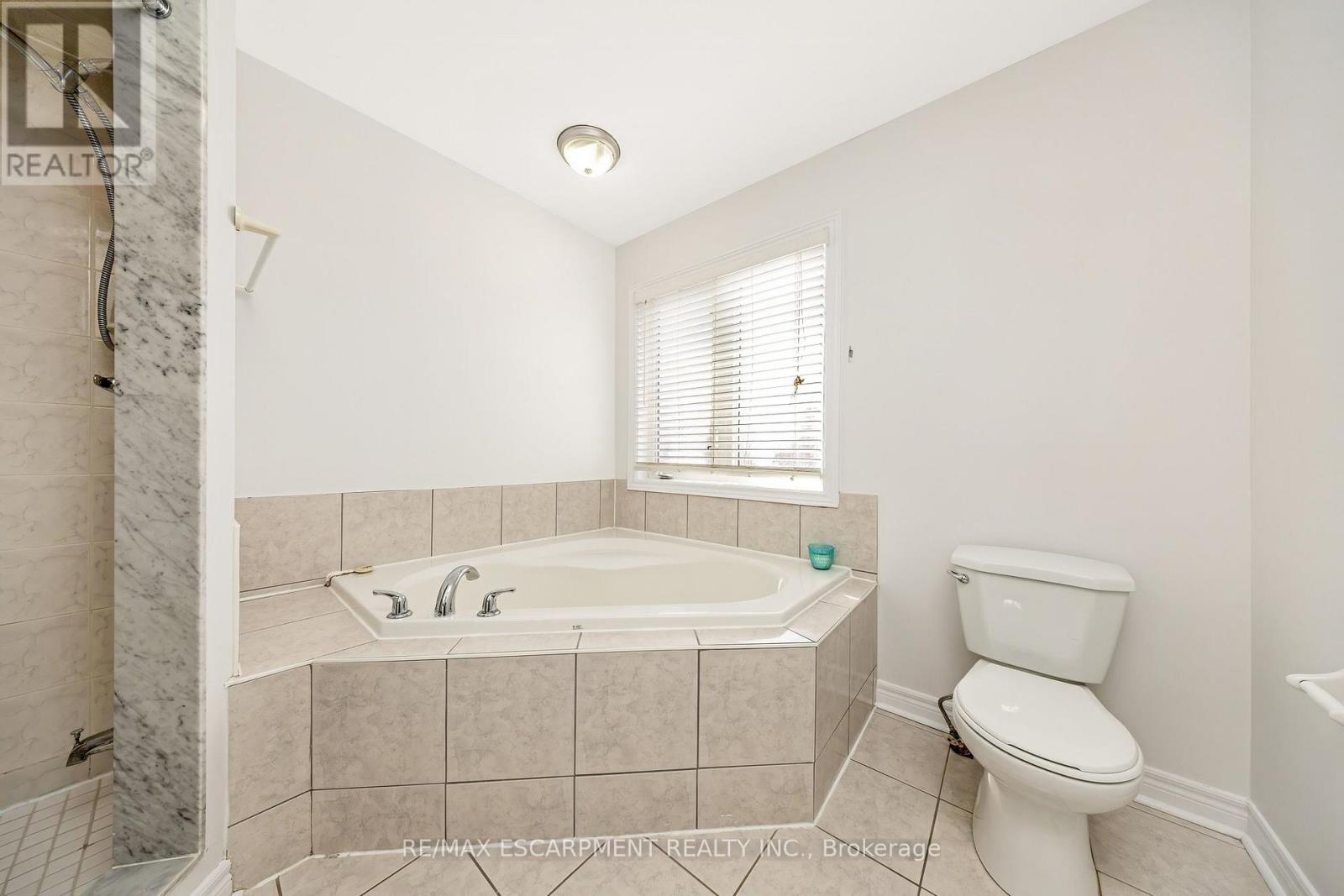 5554 Waterwind Crescent, Mississauga (Churchill Meadows), Ontario  L5M 0G4 - Photo 27 - W12818978