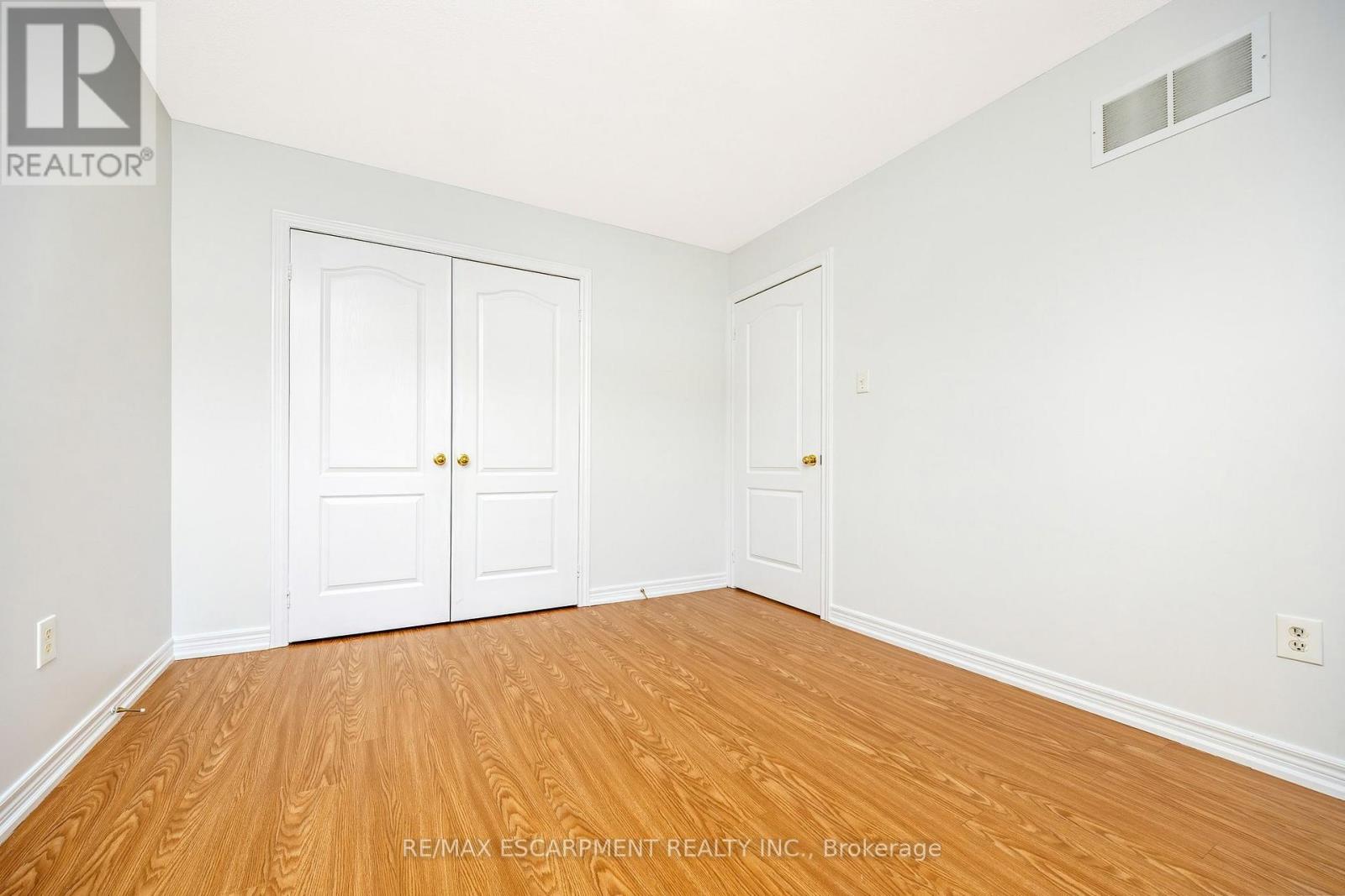 5554 Waterwind Crescent, Mississauga (Churchill Meadows), Ontario  L5M 0G4 - Photo 29 - W12818978