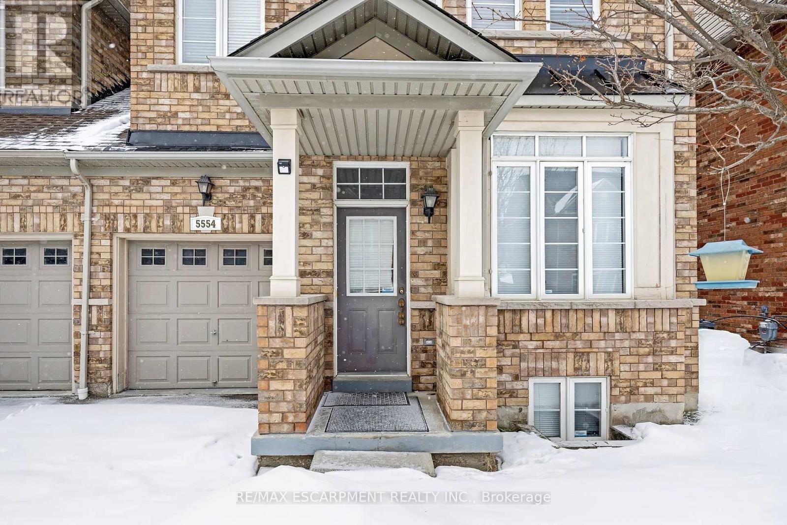 5554 Waterwind Crescent, Mississauga (Churchill Meadows), Ontario  L5M 0G4 - Photo 4 - W12818978