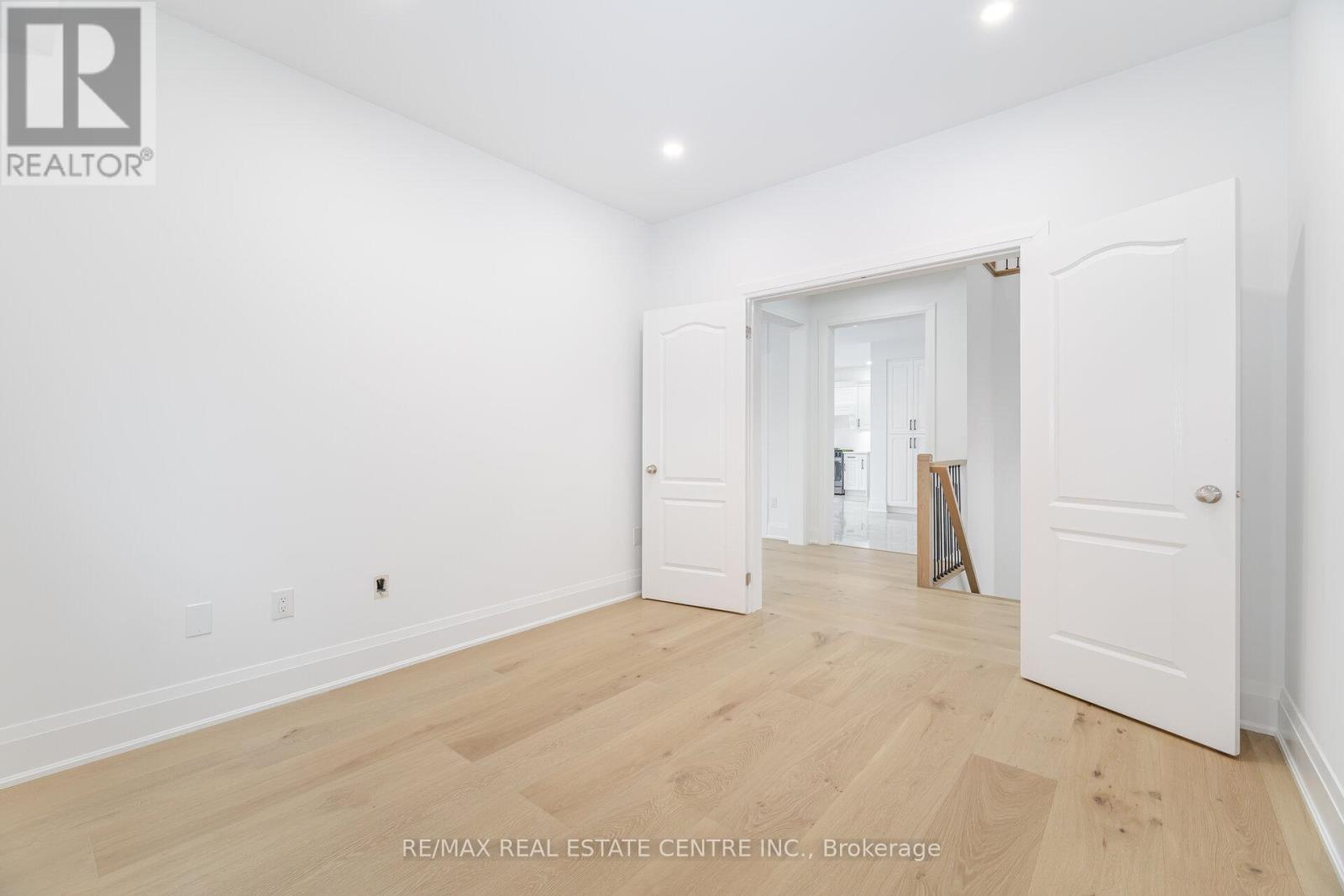 17 Wonder Way, Brampton, Ontario  L6P 1G1 - Photo 20 - W12819006