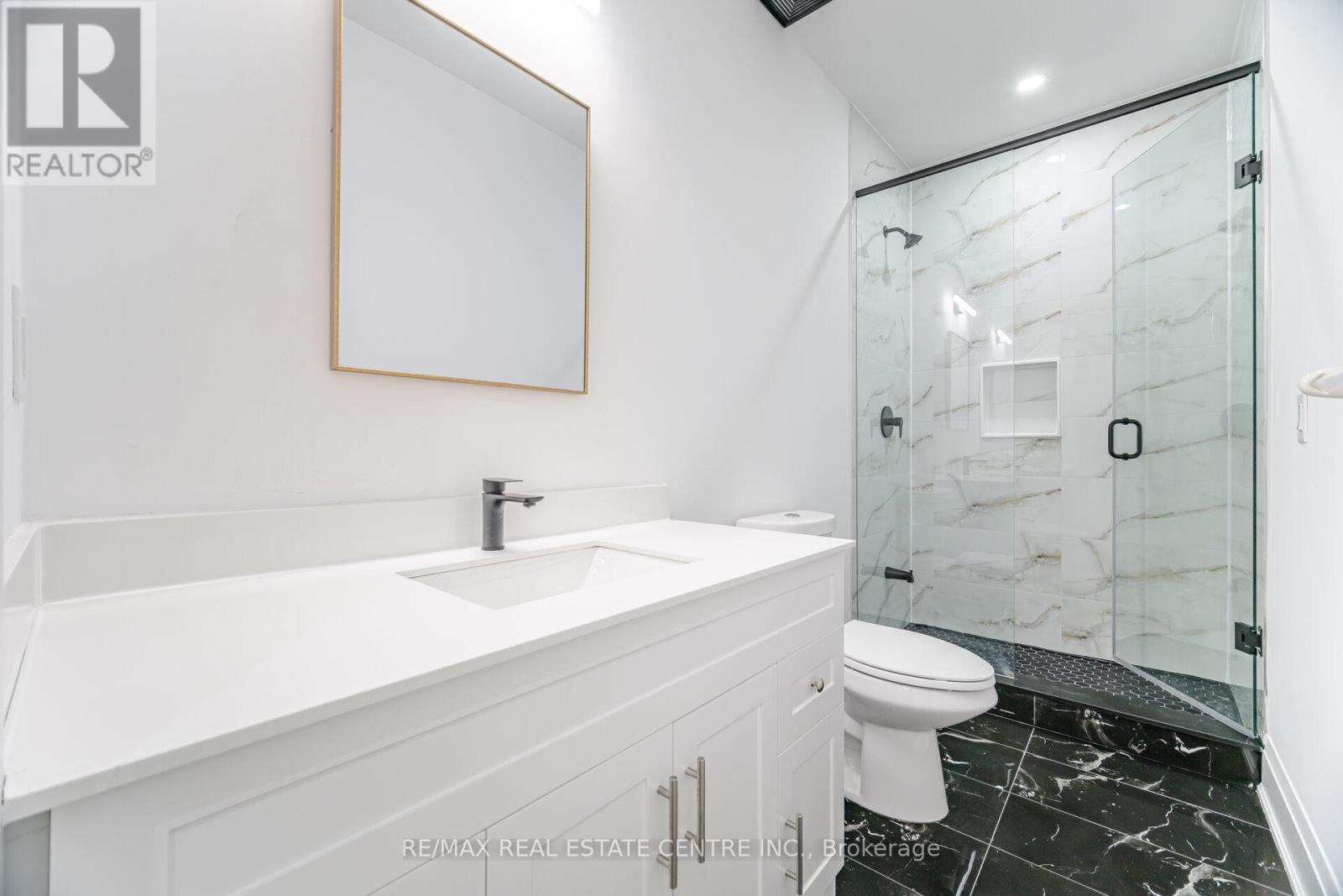 17 Wonder Way, Brampton, Ontario  L6P 1G1 - Photo 21 - W12819006