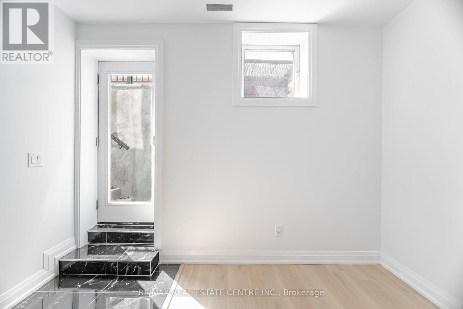 17 Wonder Way, Brampton, Ontario  L6P 1G1 - Photo 38 - W12819006