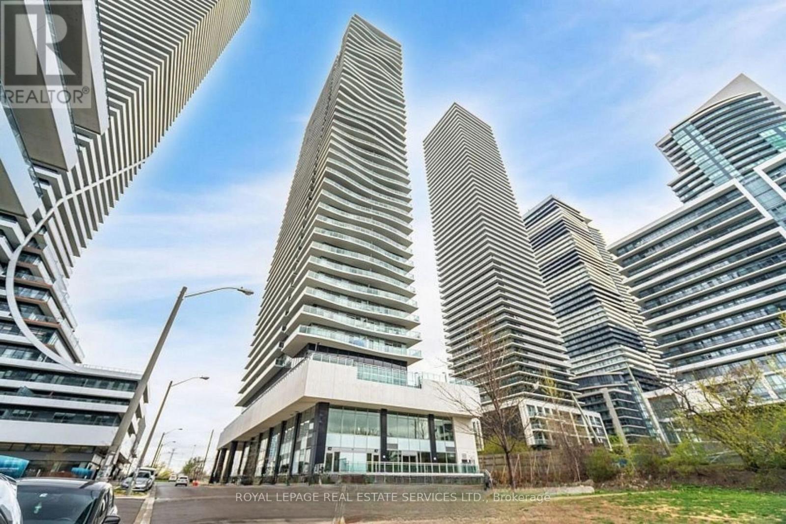 1307 - 33 SHORE BREEZE DRIVE, Toronto, Ontario