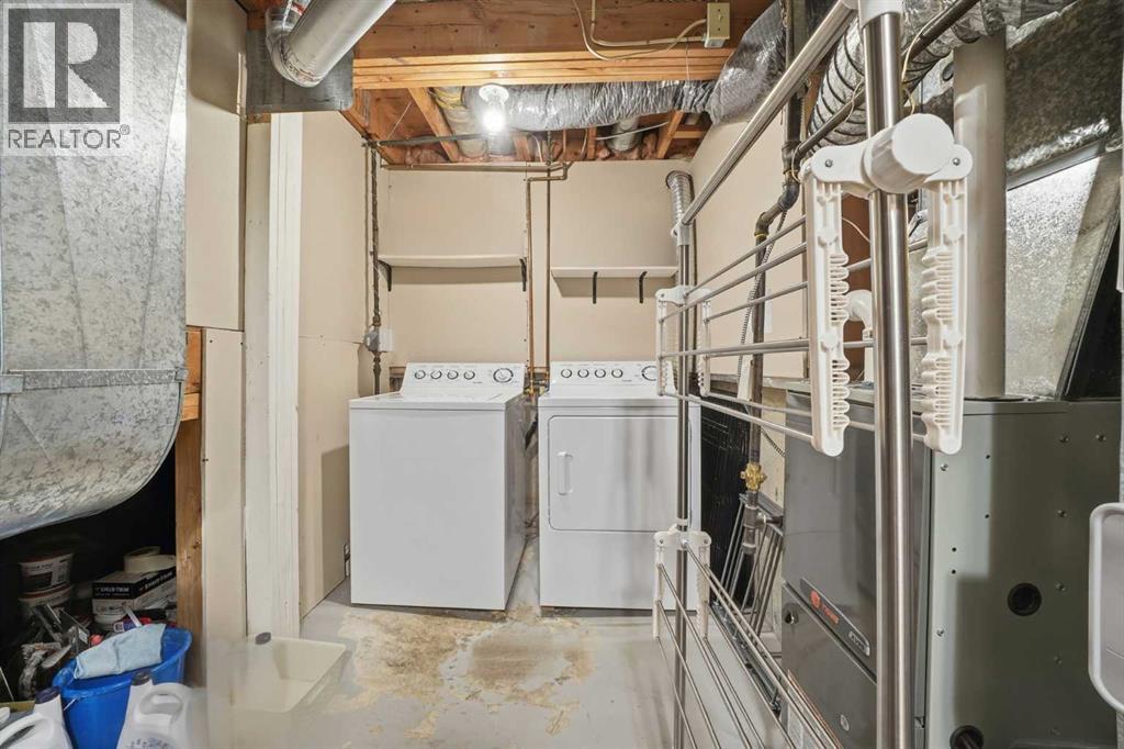 132 Shawcliffe Circle Sw, Calgary, Alberta  T2Y 1H2 - Photo 28 - A2288254