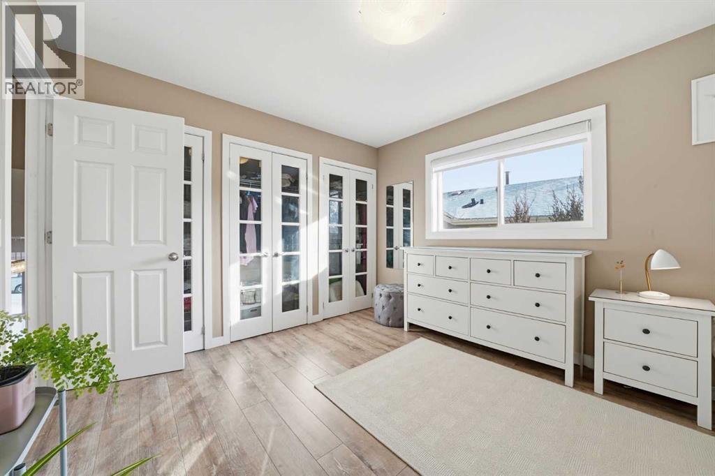 132 Shawcliffe Circle Sw, Calgary, Alberta  T2Y 1H2 - Photo 17 - A2288254