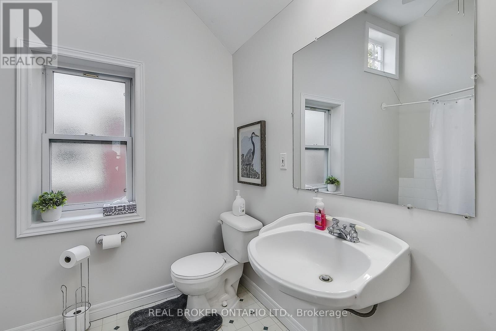 30 Troy Street, Kitchener, Ontario  N2H 1L8 - Photo 17 - X12818986