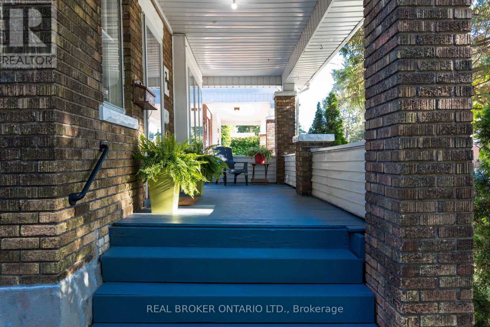 30 Troy Street, Kitchener, Ontario  N2H 1L8 - Photo 5 - X12818986