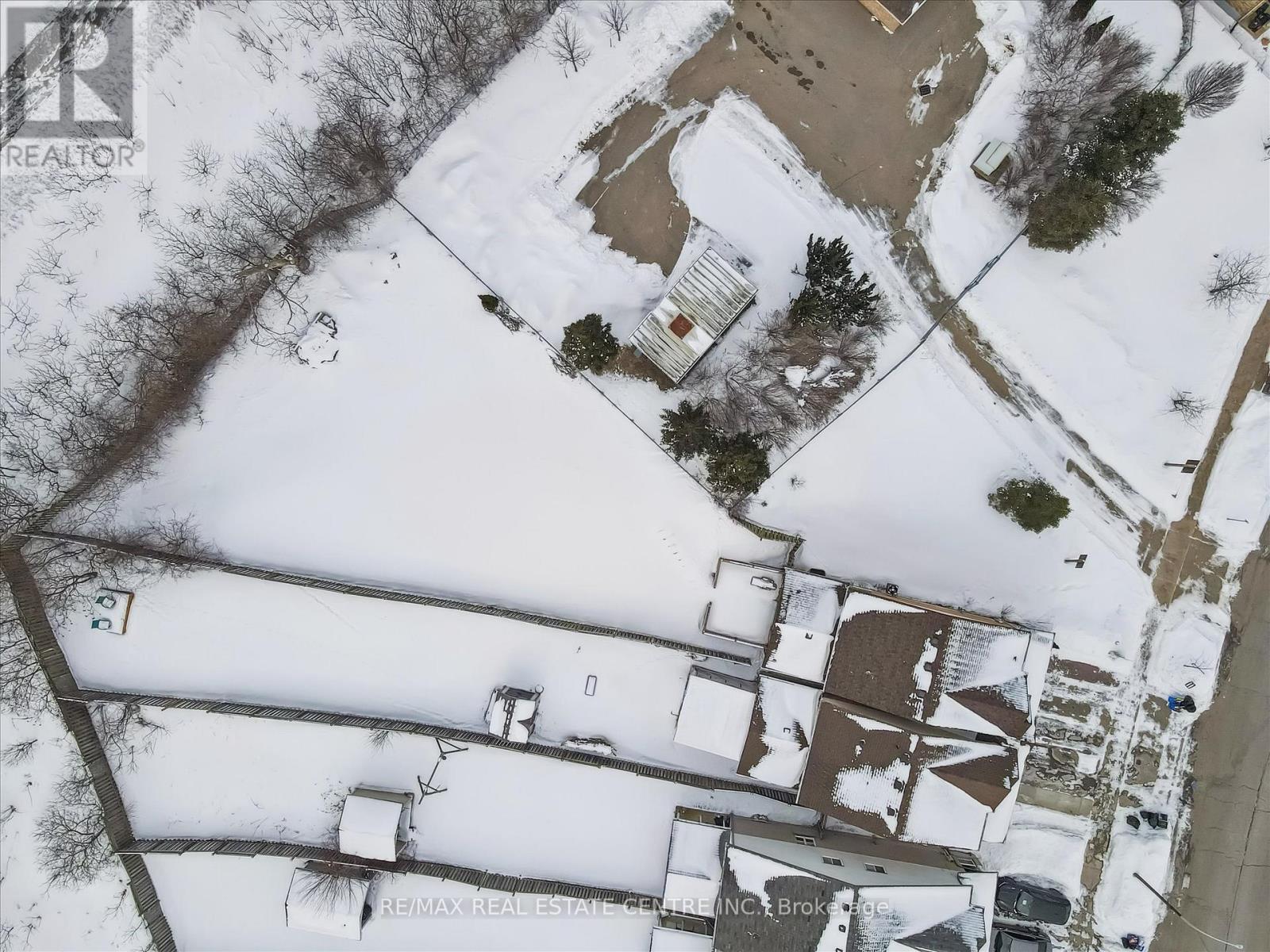 465 Activa Avenue, Kitchener, Ontario  N2E 4B9 - Photo 33 - X12819028