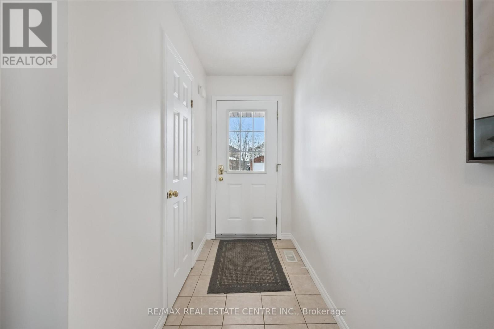 465 Activa Avenue, Kitchener, Ontario  N2E 4B9 - Photo 9 - X12819028