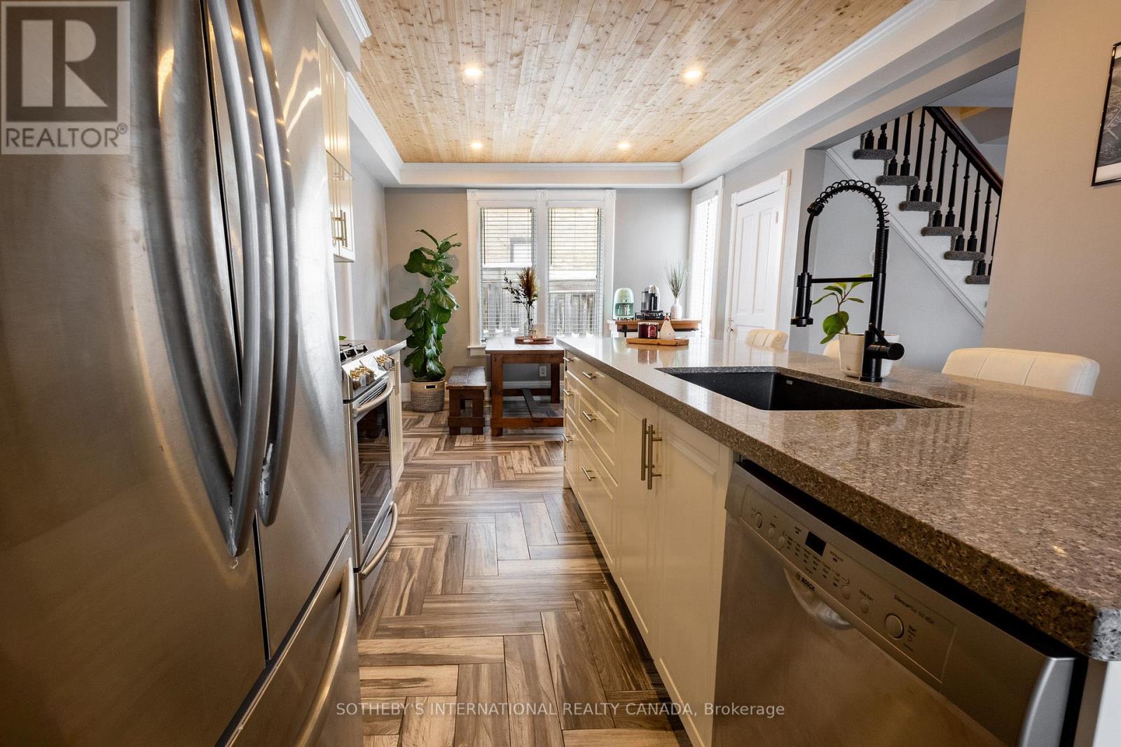 64 Lancaster Street W, Kitchener, Ontario  N2H 4T2 - Photo 13 - X12819042