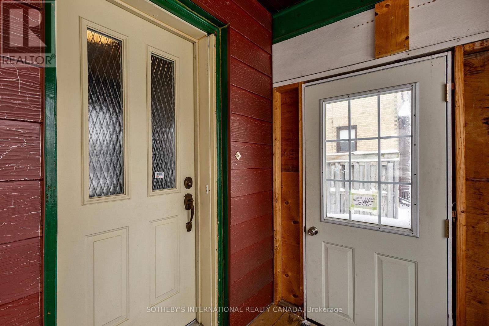 64 Lancaster Street W, Kitchener, Ontario  N2H 4T2 - Photo 6 - X12819042