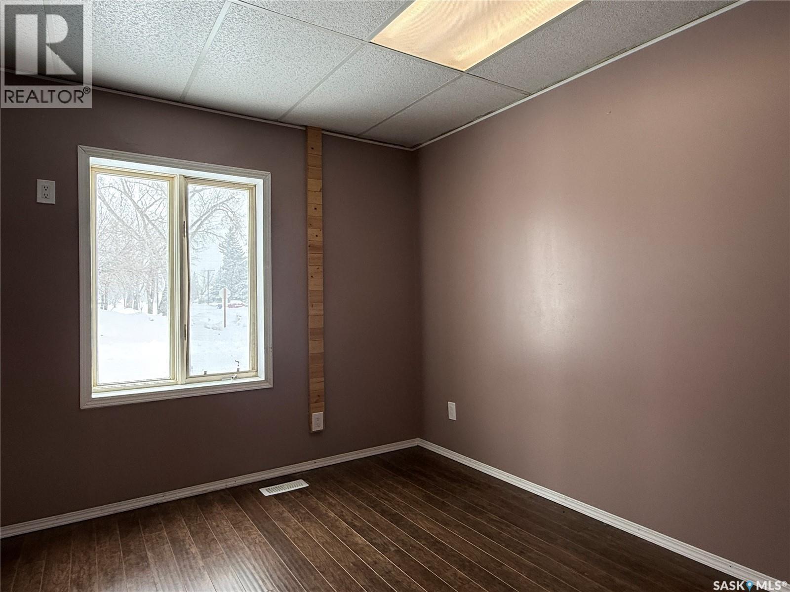 403 3rd Avenue W, Melville, Saskatchewan  S0A 2P0 - Photo 22 - SK029052