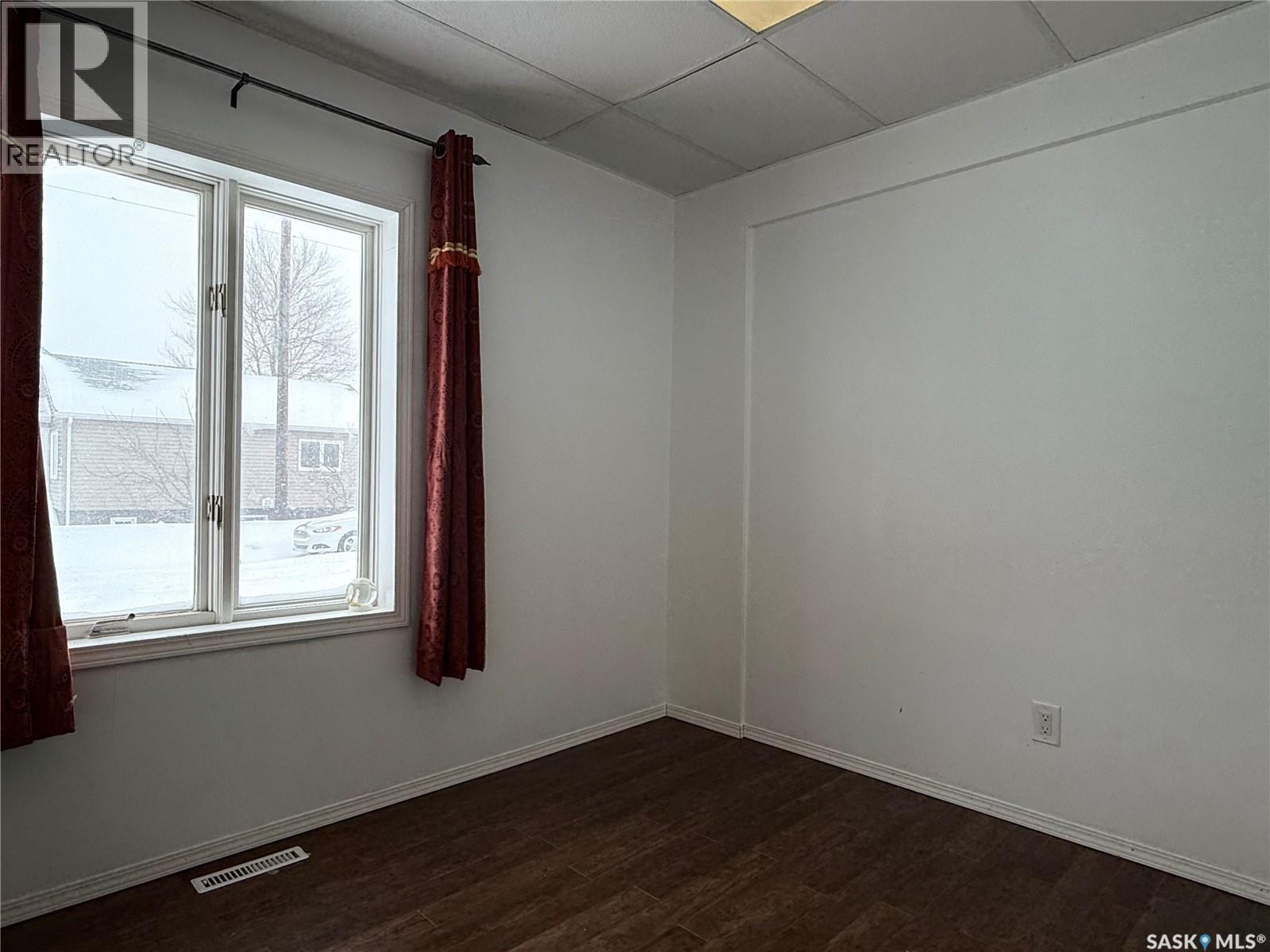 403 3rd Avenue W, Melville, Saskatchewan  S0A 2P0 - Photo 25 - SK029052