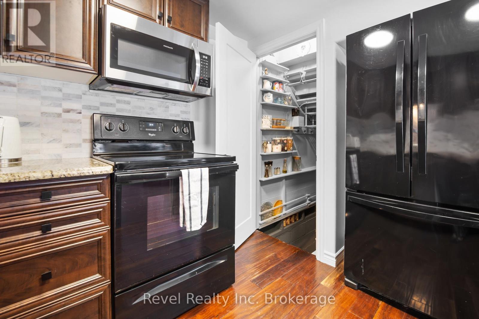 687 Oakwood Road, Powassan, Ontario  P0H 1Z0 - Photo 13 - X12819278