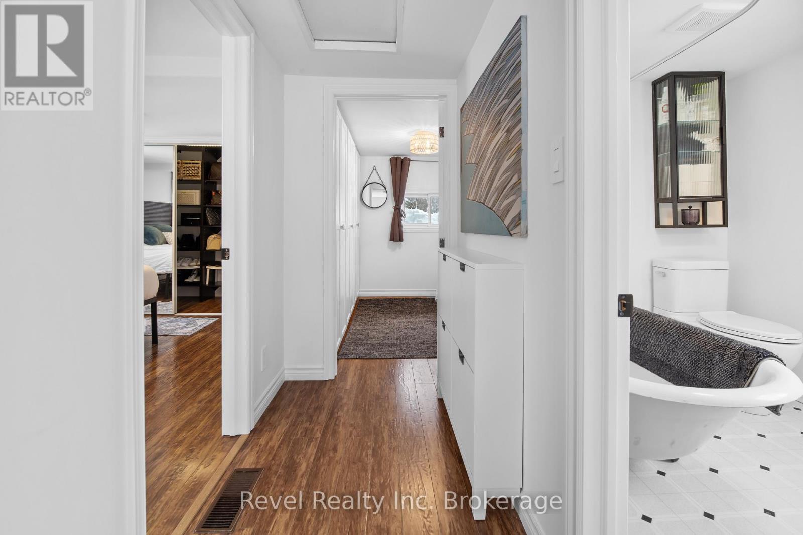 687 Oakwood Road, Powassan, Ontario  P0H 1Z0 - Photo 19 - X12819278