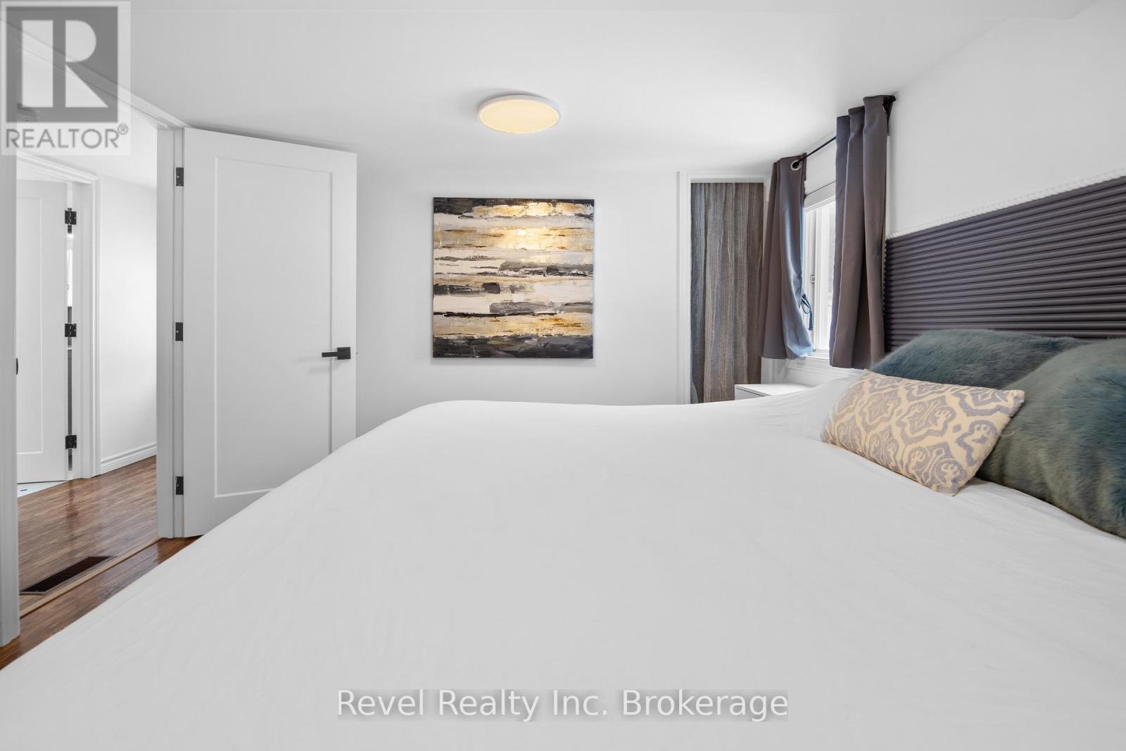 687 Oakwood Road, Powassan, Ontario  P0H 1Z0 - Photo 21 - X12819278